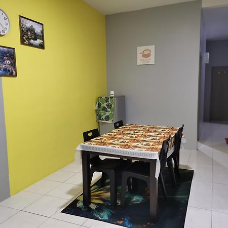 Homestay Cameron Highlands Mikayla Exterior photo