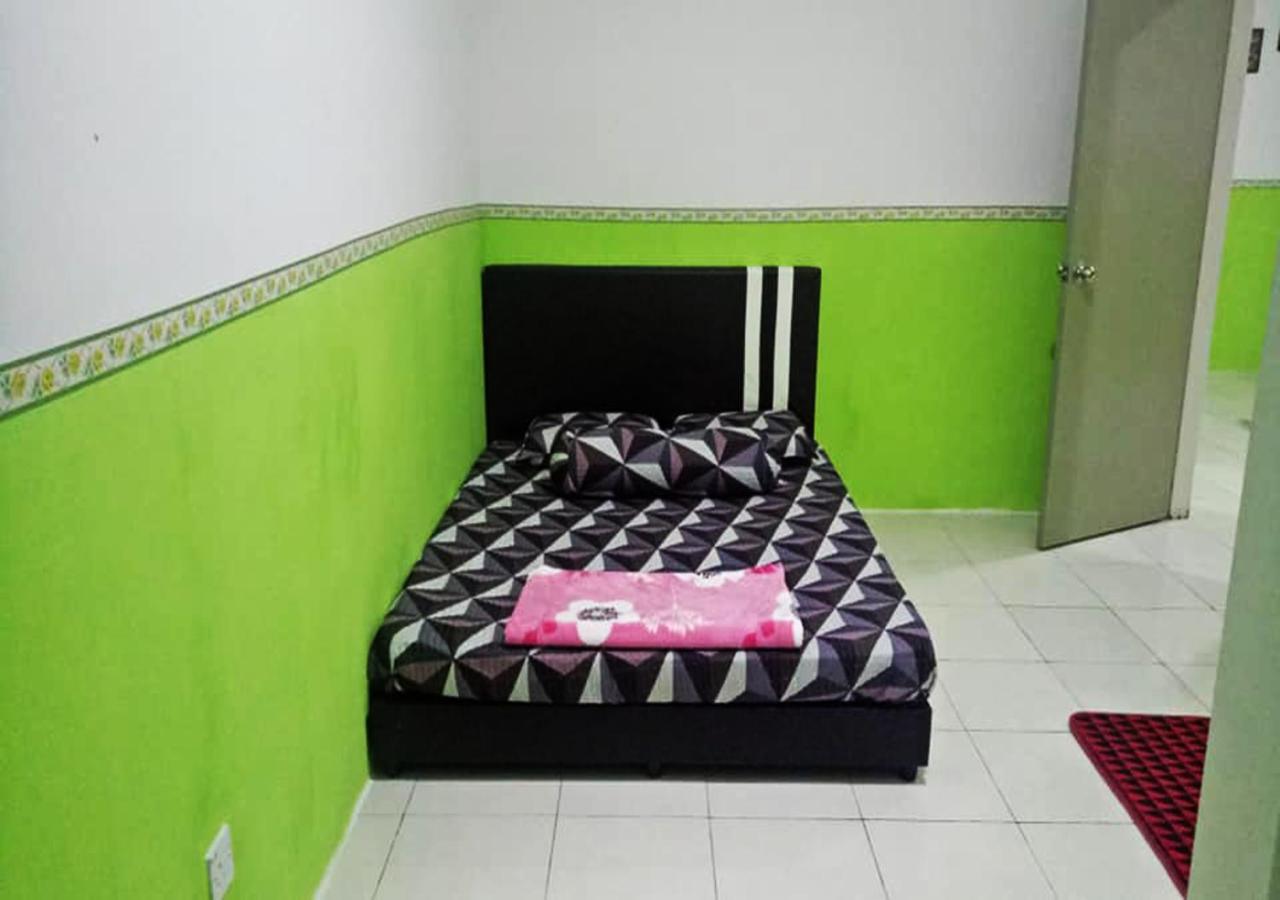 Homestay Cameron Highlands Mikayla Exterior photo