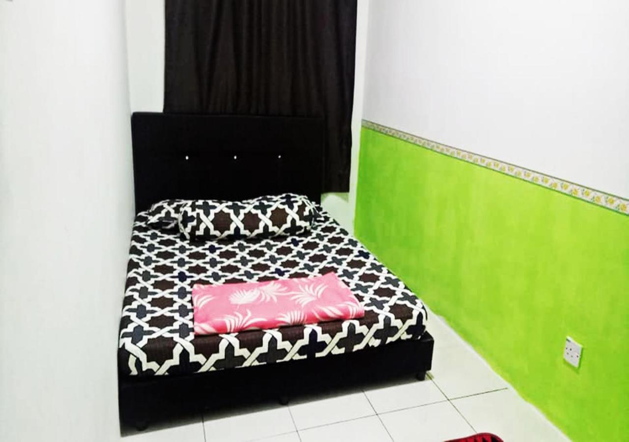 Homestay Cameron Highlands Mikayla Exterior photo