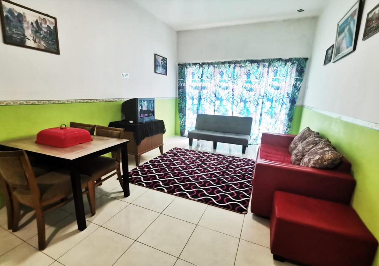 Homestay Cameron Highlands Mikayla Exterior photo